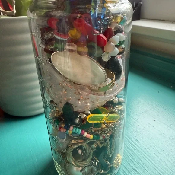 Mystery Jewelry Jar - Picture 5 of 11